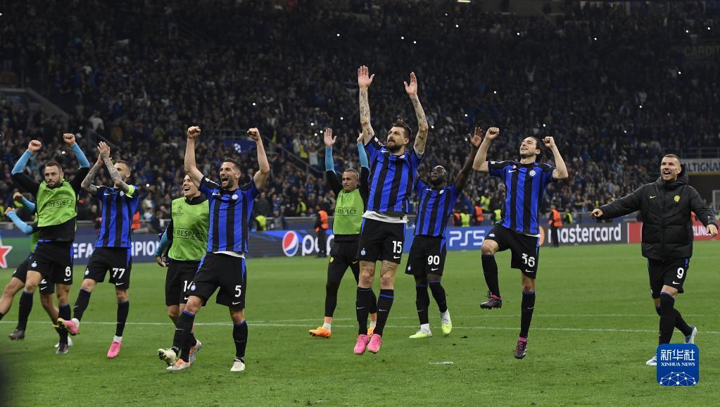 莱比锡梯队经理：中国有很多不错的球员；中国足球需要巨星（莱比锡青训主管：中国优秀球员不少，国足仍缺扛旗巨星）