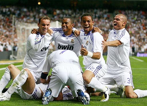 金珍洙：徐正源把成都队打造得非常好，他们前场球员能力很强