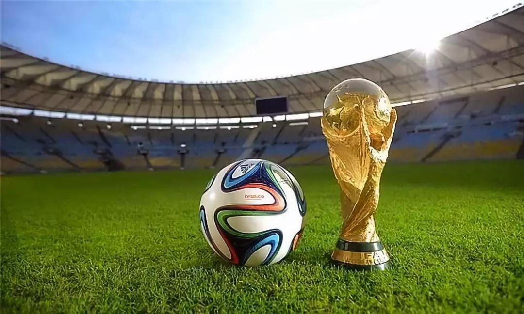 英超-维尔茨造乌龙范迪克致丢球 利物浦1-1桑德兰