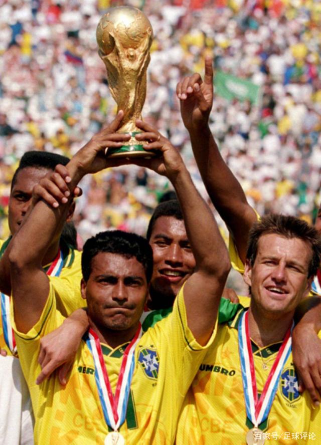 世体：巴萨将启动程序，防止法兰克福球迷“占领”诺坎普再现