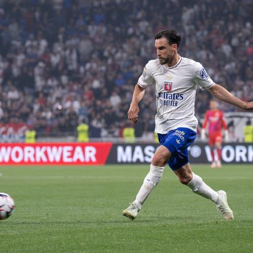 国米vs凯拉特：劳塔罗搭档皮奥，弗拉泰西、比塞克出战